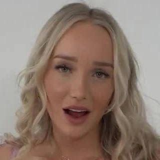 gwen gwiz onlyfans|Free gwiz (173) Porn Videos